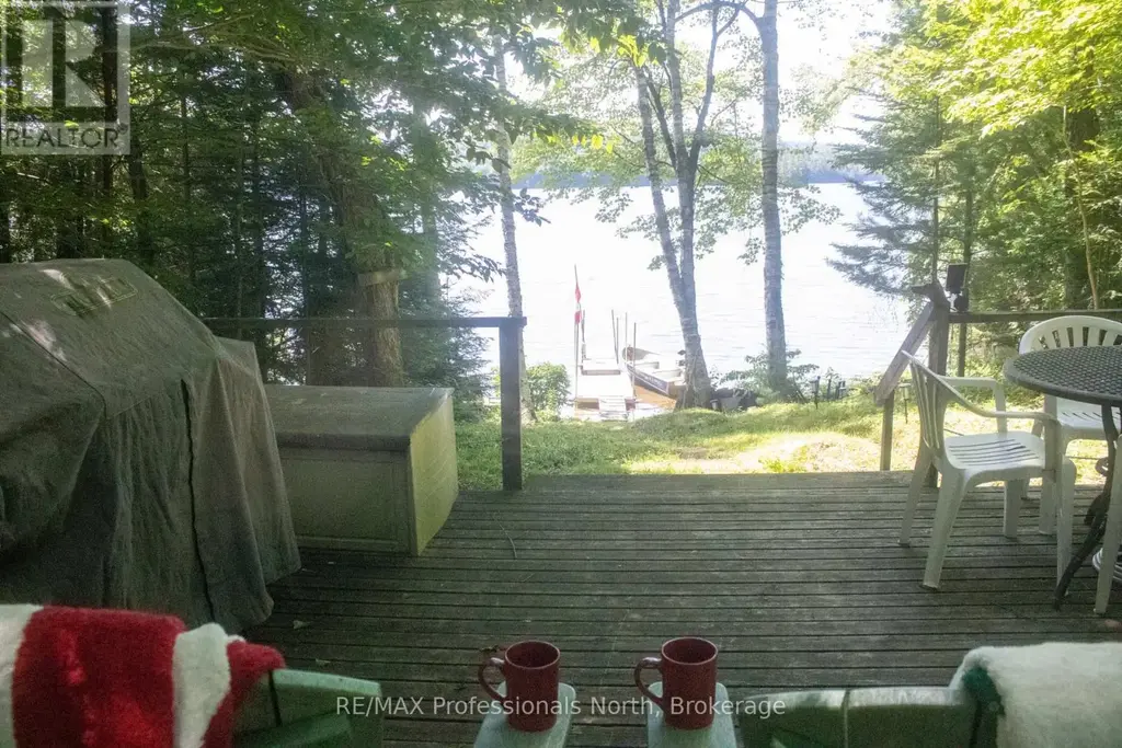 10673 Kimball Lake, Algonquin Highlands (Livingstone)